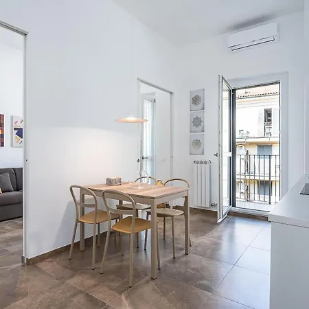 Apartament Gottardoapt- Modern In Navigli-near Darsena & Bocconi *