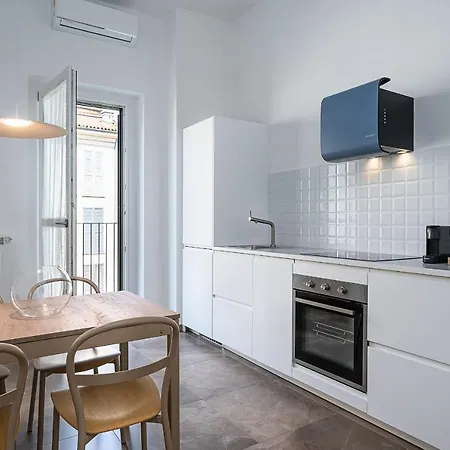 Gottardoapt- Modern In Navigli-near Darsena & Bocconi Apartament *