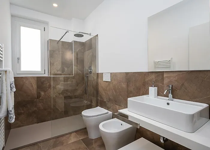 Apartment Modern In Navigli-near Darsena & Bocconi