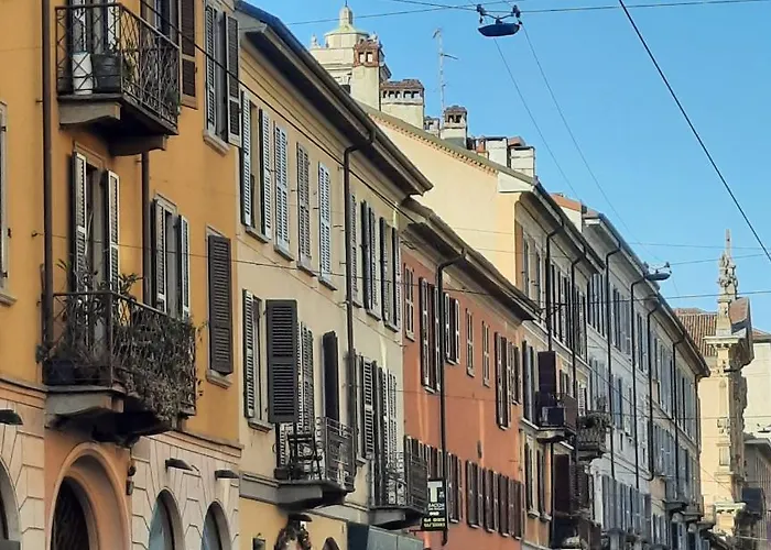 Apartment Modern In Navigli-near Darsena & Bocconi